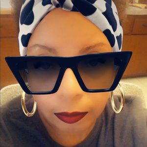 Meet your Posher, Alicia